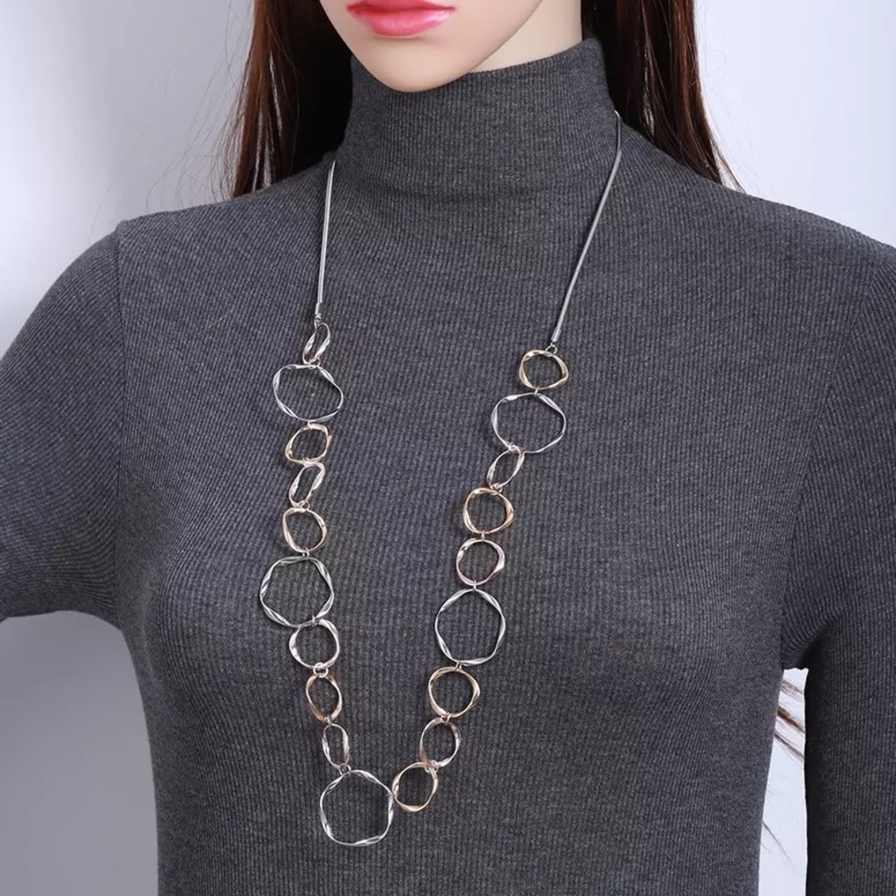 Circle Disc Hammered Long Necklace